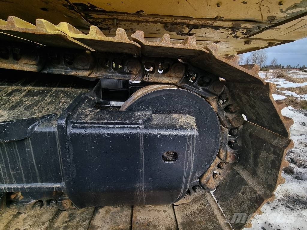Komatsu HB 365 LC-3 Hybrid med grävsystem Paletli ekskavatörler