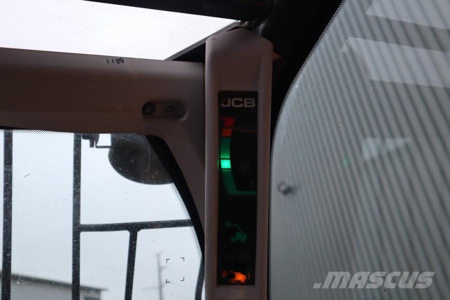 JCB 535-125 Diesel, 4x4x4 Drive, 12.5m Lifting Height, スキッドステアローダー
