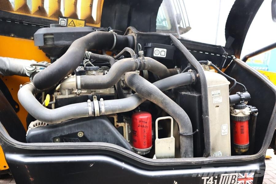 JCB 535-125 Diesel, 4x4x4 Drive, 12.5m Lifting Height, スキッドステアローダー