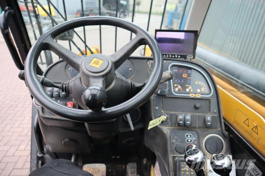 JCB 535-125 Diesel, 4x4x4 Drive, 12.5m Lifting Height, スキッドステアローダー