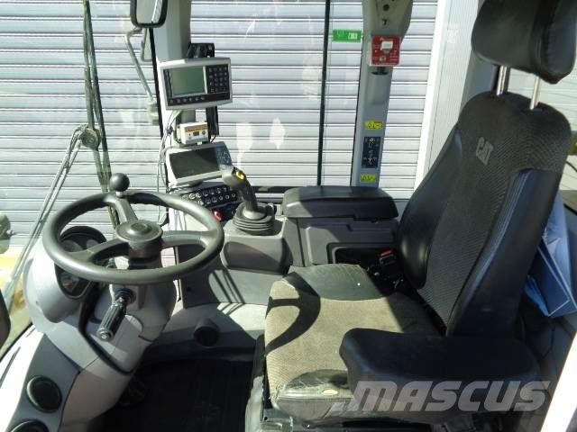CAT 930 K Utovarivači na kotačima