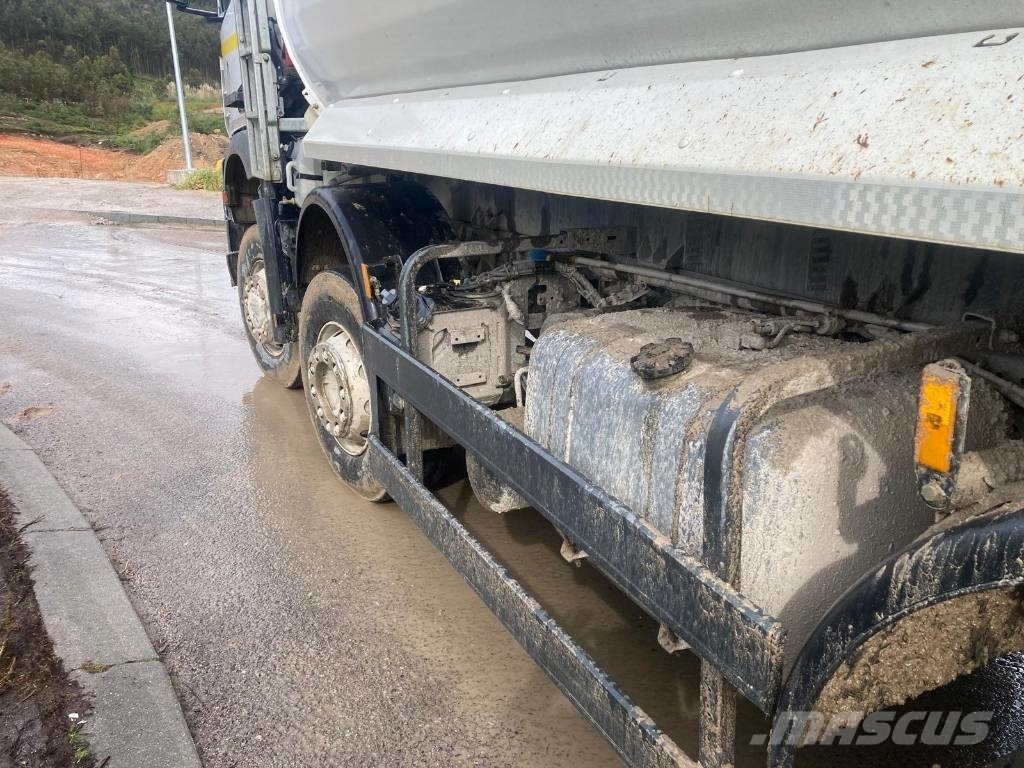 Mercedes-Benz Arocs 4148 Camiones de caja de lona