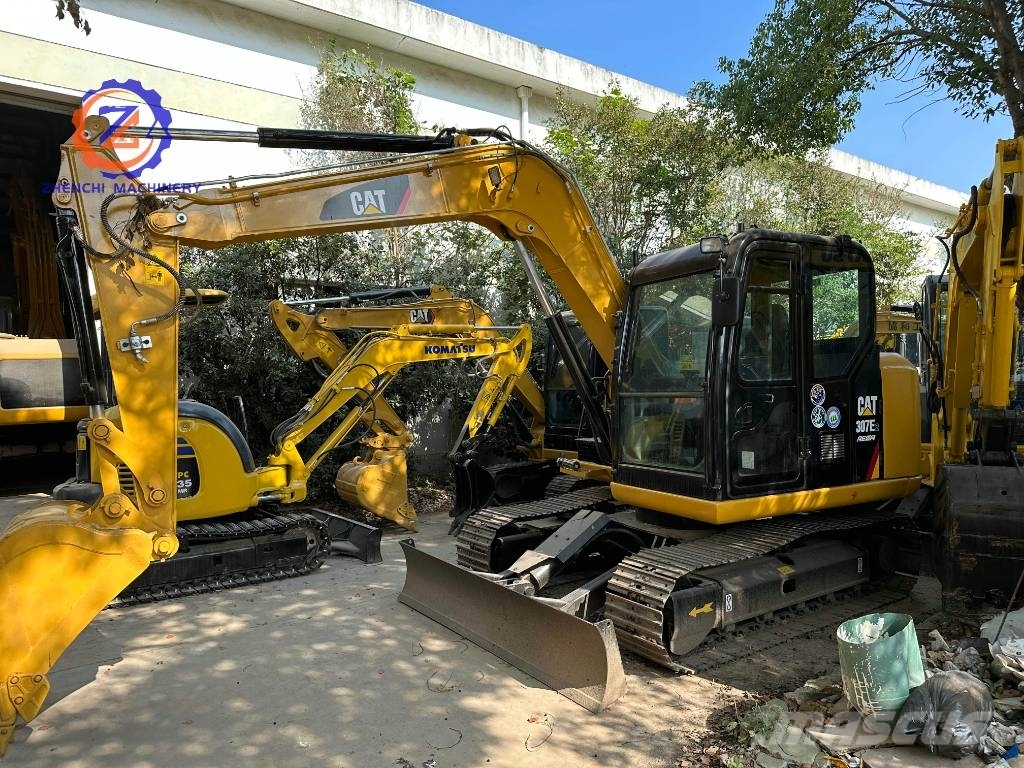 CAT 307 E2 حفارات صغيرة أقل من 7 طن (حفارات صغيرة)