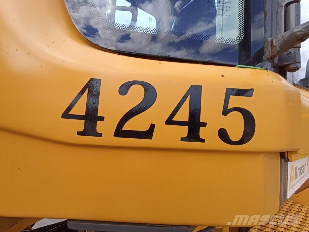 Volvo L 90 F لوادر بعجل