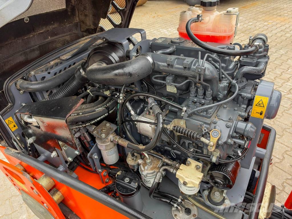 Hamm HD10 VT 18,5 kW Kantenschneiderad Rouleaux monocylindre