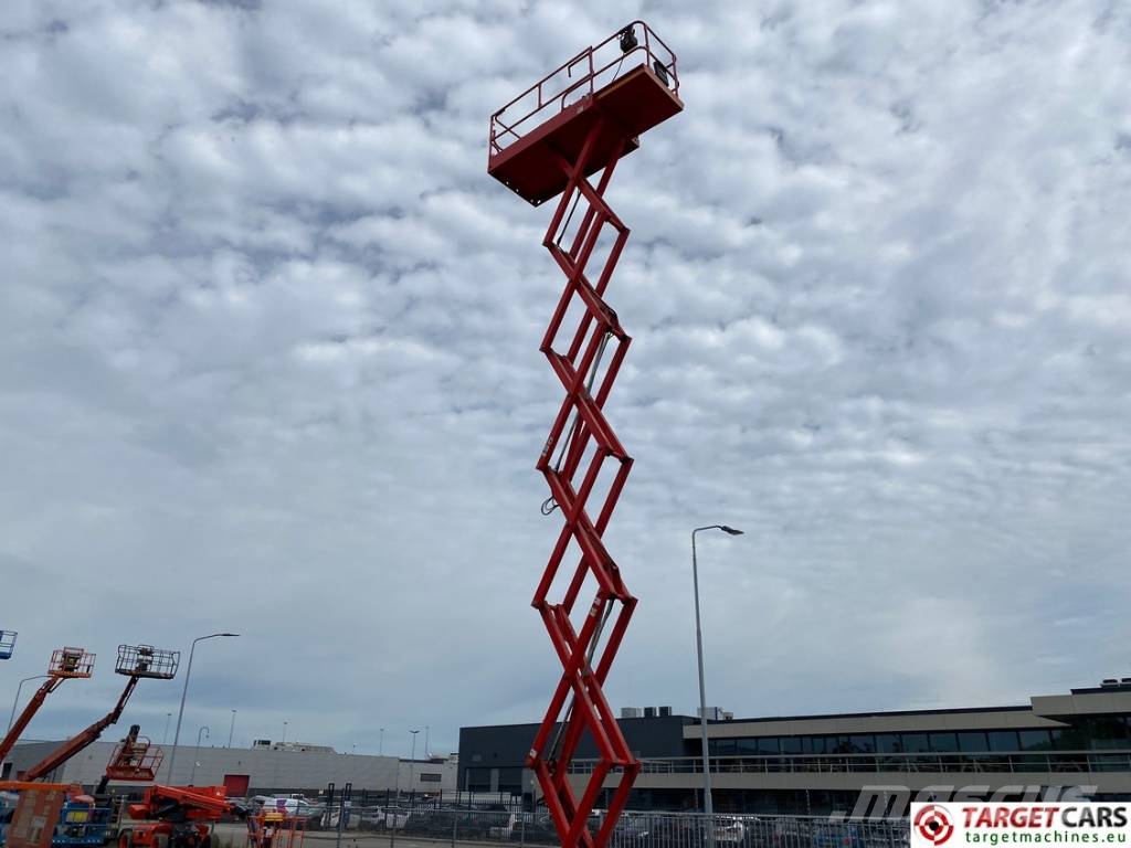 Haulotte Compact 14 Electric Scissor Work Lift 1385cm Schaarhoogwerkers