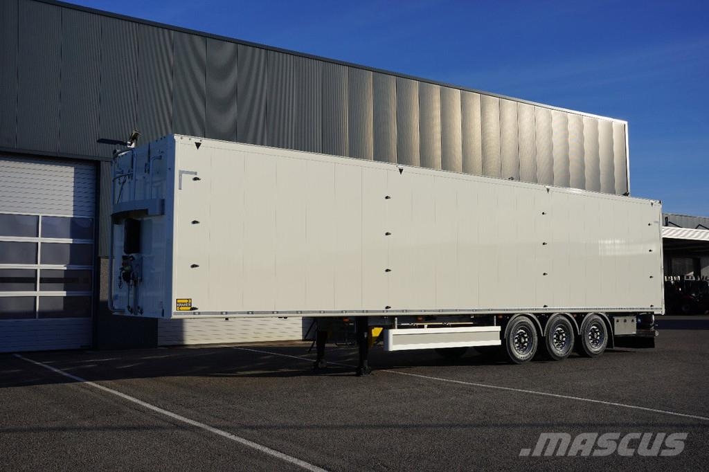 Kraker K-Force 92M3 - stock model Návesy s pohyblivou podlahou
