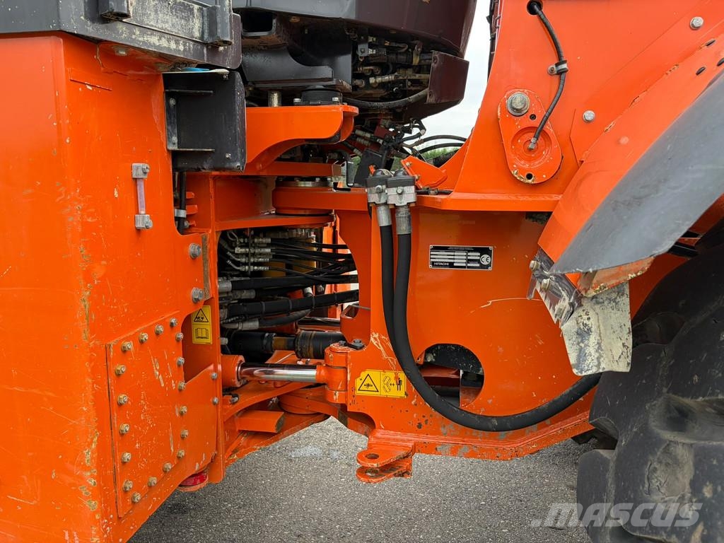 Hitachi ZW310-6 Rataslaadurid