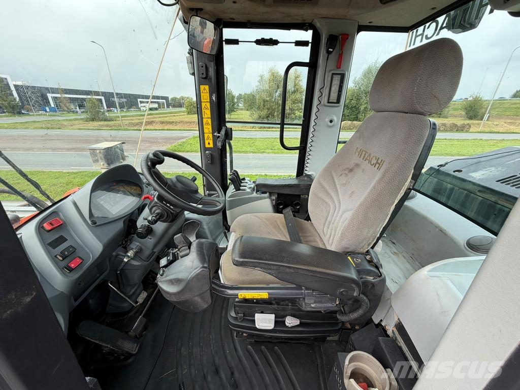 Hitachi ZW310-6 Rataslaadurid