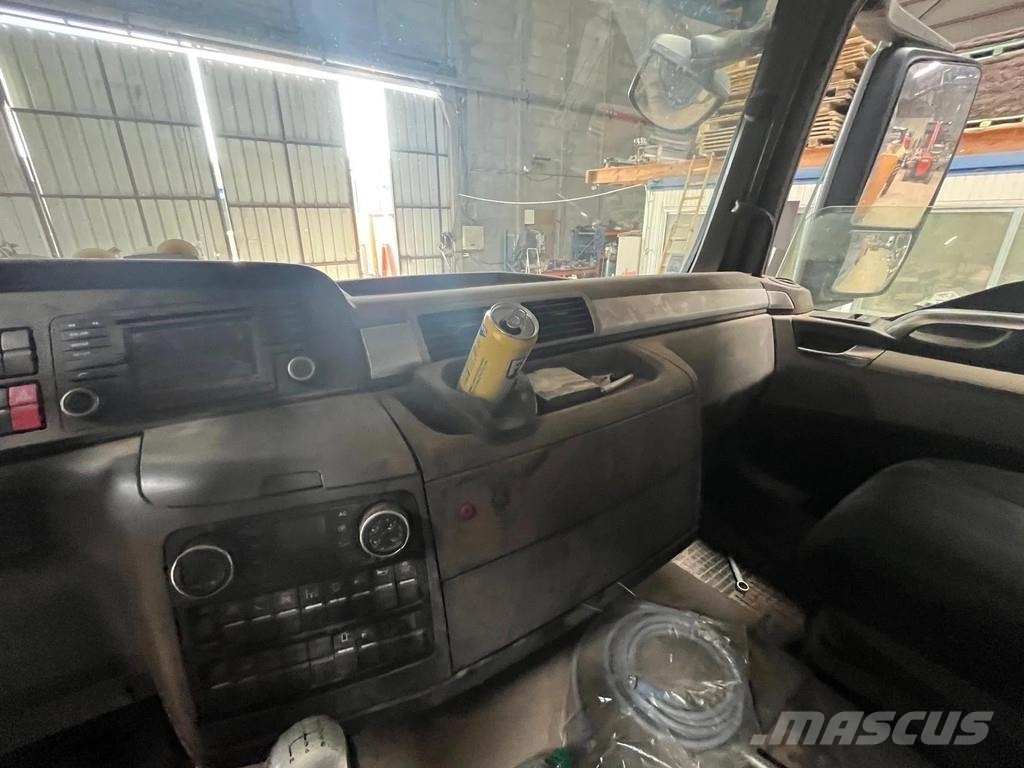 MAN TGS 33.440 TGS 33.440 6x4 met kraanbak HIAB 100 A Hook lift trucks