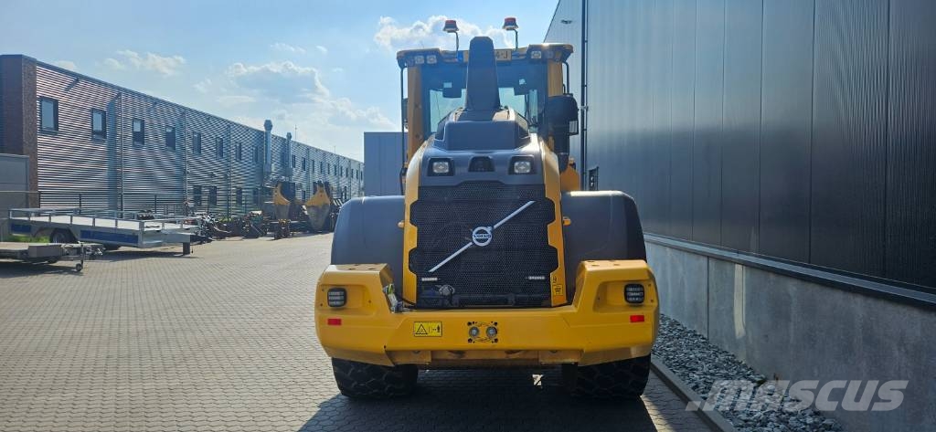 Volvo L 70 H لوادر بعجل
