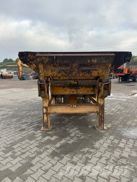 Parker RT 16 EXTEC kosz zasypowy wibracyjny 6220kg Mobile crushers