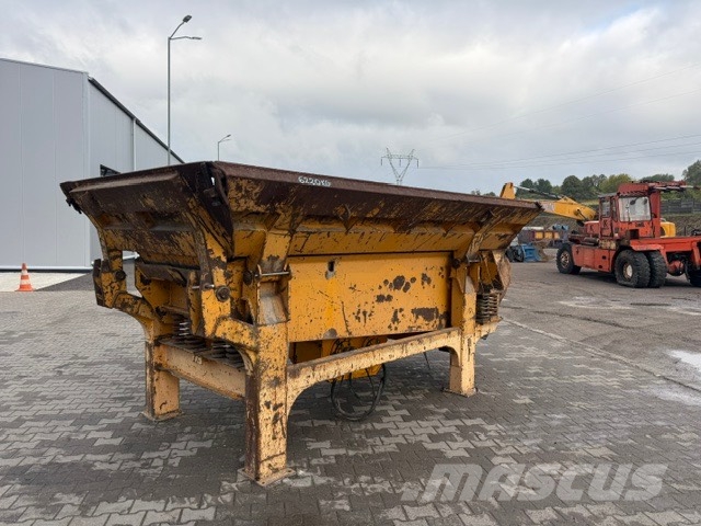 Parker RT 16 EXTEC kosz zasypowy wibracyjny 6220kg Mobile crushers