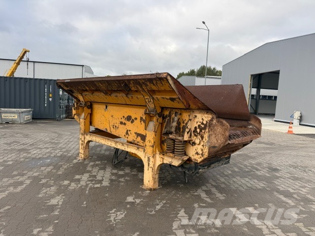 Parker RT 16 EXTEC kosz zasypowy wibracyjny 6220kg Mobile crushers