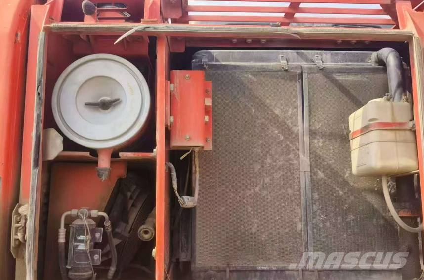 Doosan DH 150 W-7 made in Korea Lastik tekerli ekskavatörler