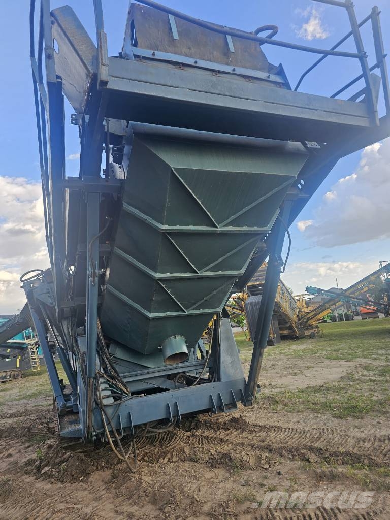Powerscreen CHIEFTAIN 1400 Zestaw do pracy na mokr Seulat