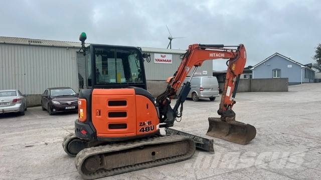 Hitachi ZXU 48 Gravemaskiner på larvebånd