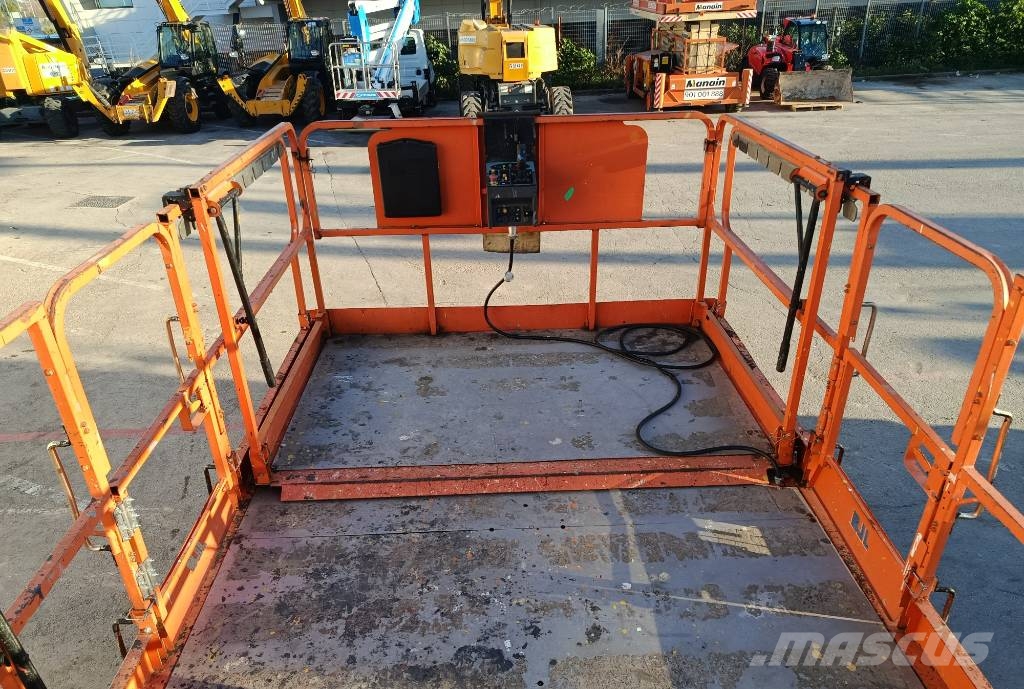 JLG 3394 RT Makasli platformlar