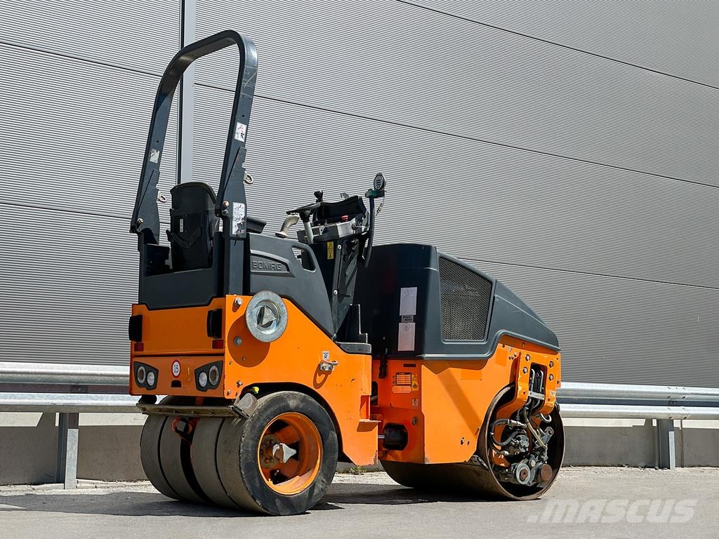 Bomag BW 100 AC-5 Kombinované válce