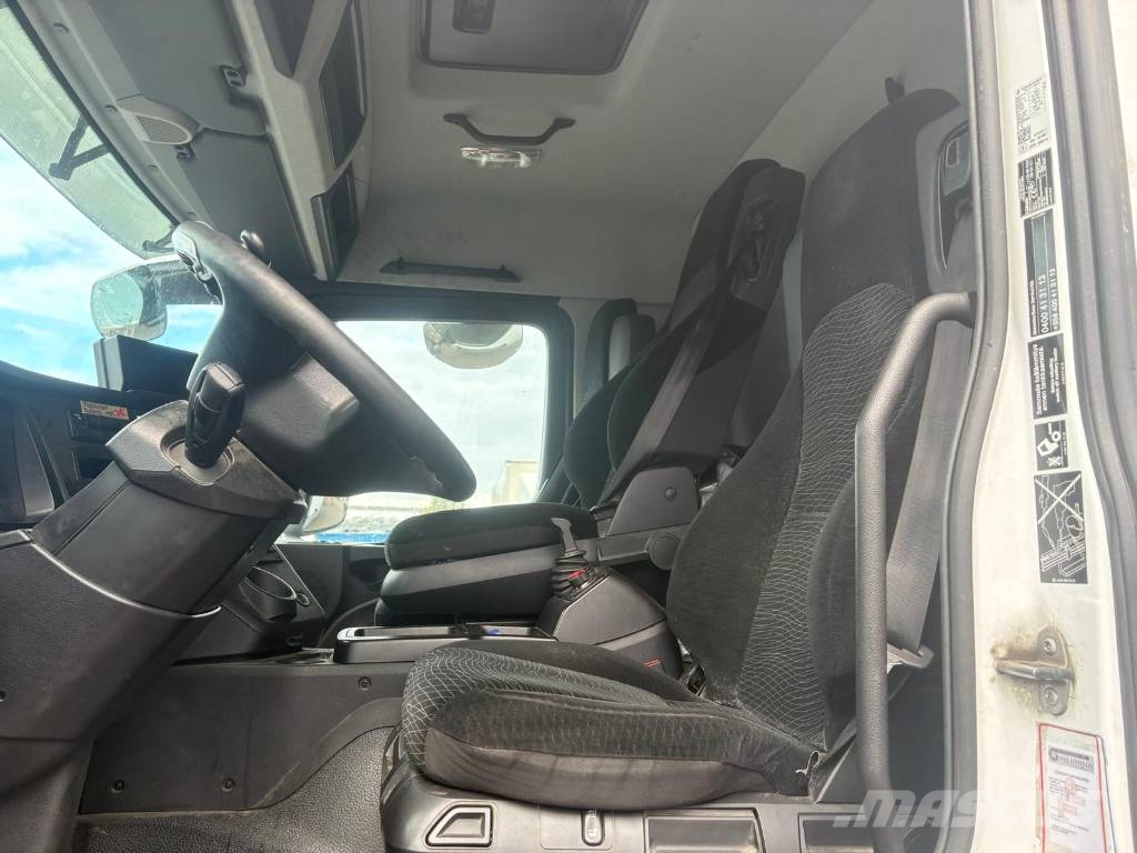 Mercedes-Benz Antos 1832 LL Camiones caja cerrada