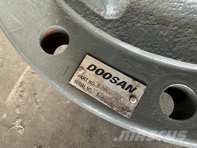 Doosan SWING GEAR SALE!!!!!! Transmisija