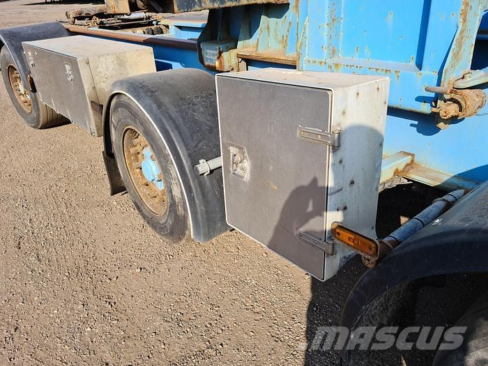 Hammar 195D SIDELOADER 4 AXLE 2E TRAILER CONNECTION 36 TO Sideloader semi-trailers