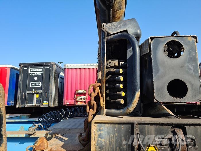 Hammar 195D SIDELOADER 4 AXLE 2E TRAILER CONNECTION 36 TO Sideloader semi-trailers
