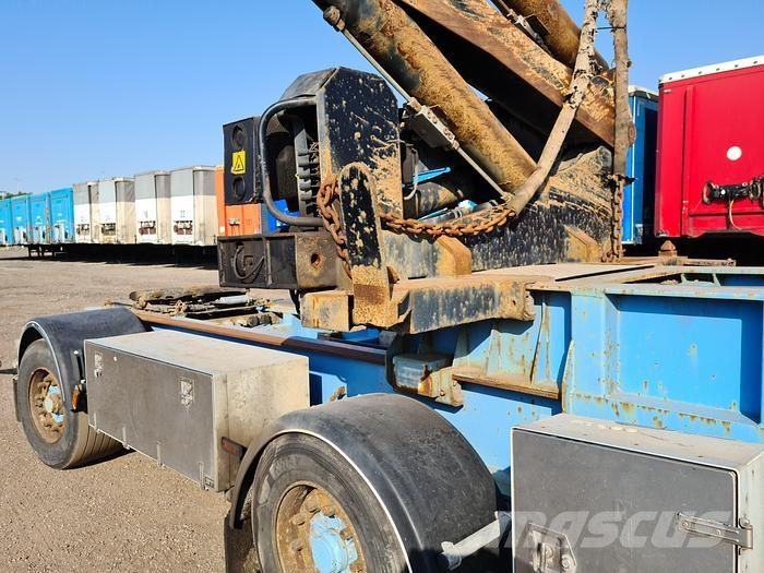 Hammar 195D SIDELOADER 4 AXLE 2E TRAILER CONNECTION 36 TO Sideloader semi-trailers