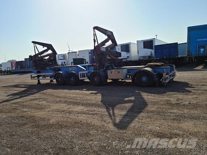 Hammar 195D SIDELOADER 4 AXLE 2E TRAILER CONNECTION 36 TO Sideloader semi-trailers