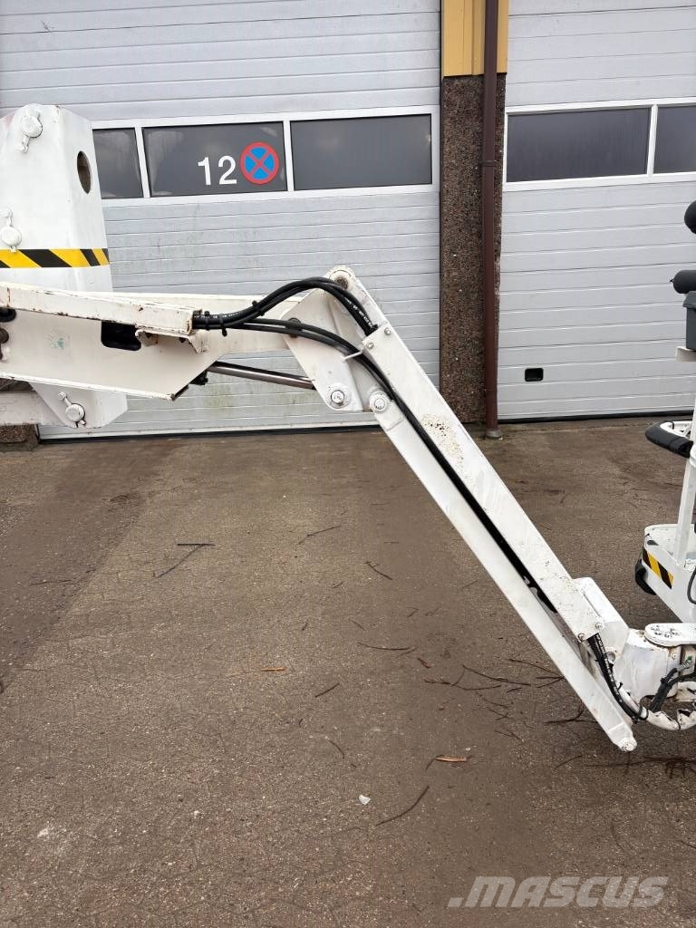 JLG M 450 AJ Knikarmhoogwerkers