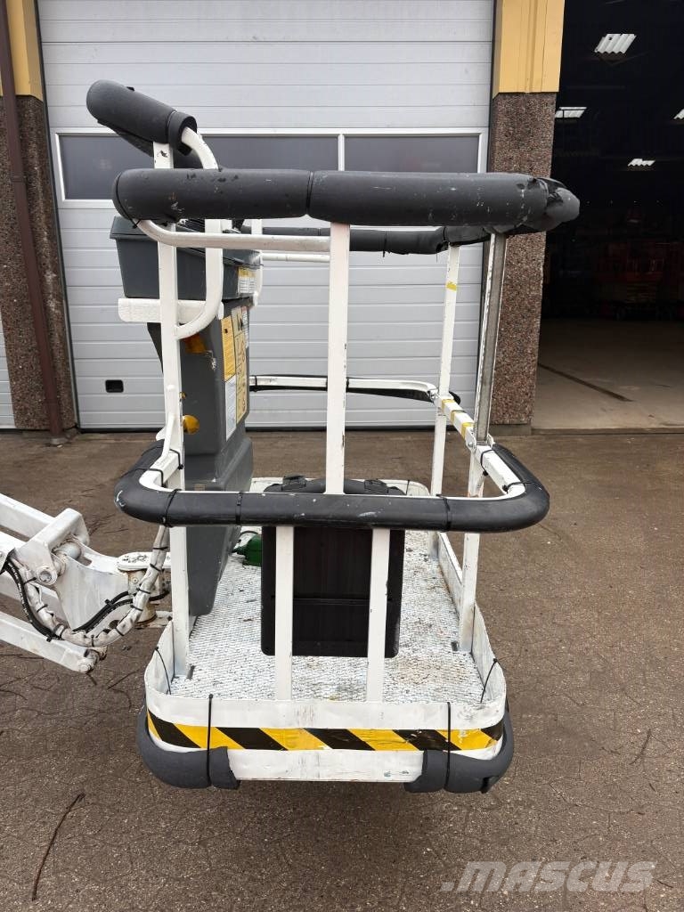 JLG M 450 AJ Knikarmhoogwerkers