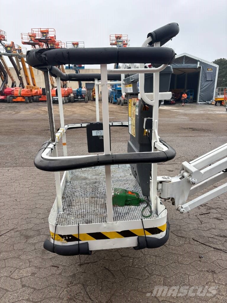 JLG M 450 AJ Knikarmhoogwerkers