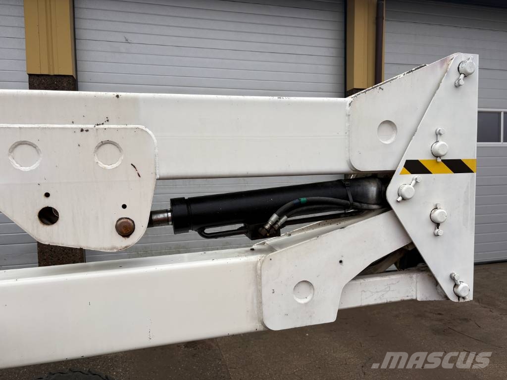 JLG M 450 AJ Knikarmhoogwerkers