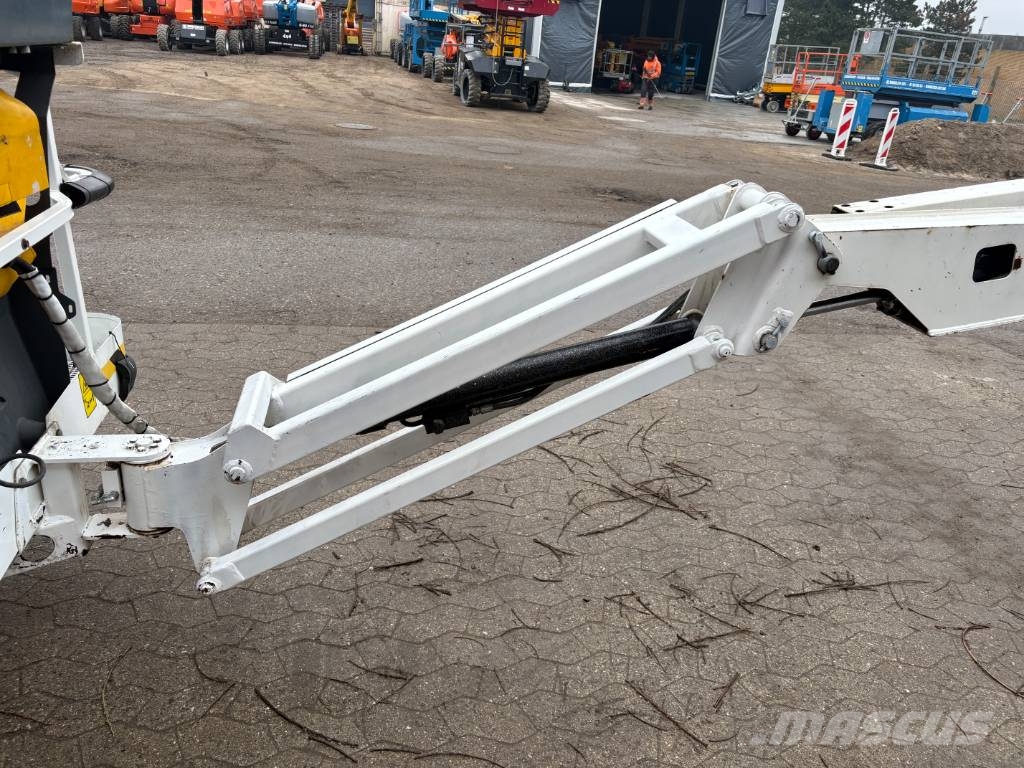 JLG M 450 AJ Knikarmhoogwerkers