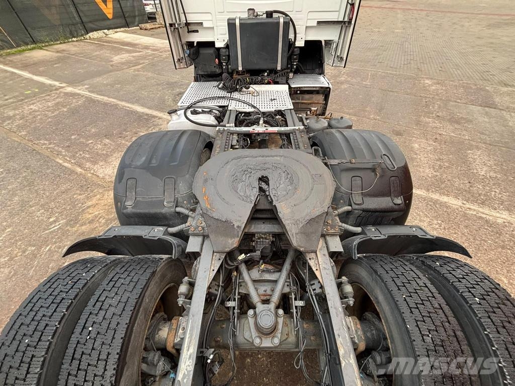 DAF XG 530 6x2 HYDRAULICS / DOUBLE BOGIE Vilcēji