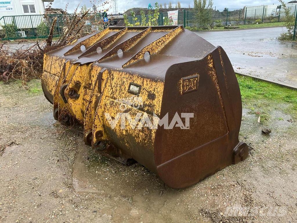 CAT 962H Schaufeln