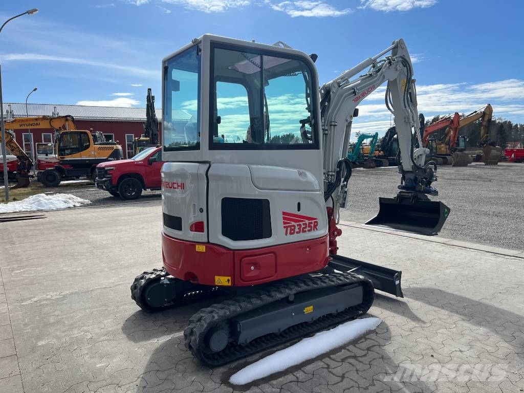 Takeuchi TB325R Miniescavatori