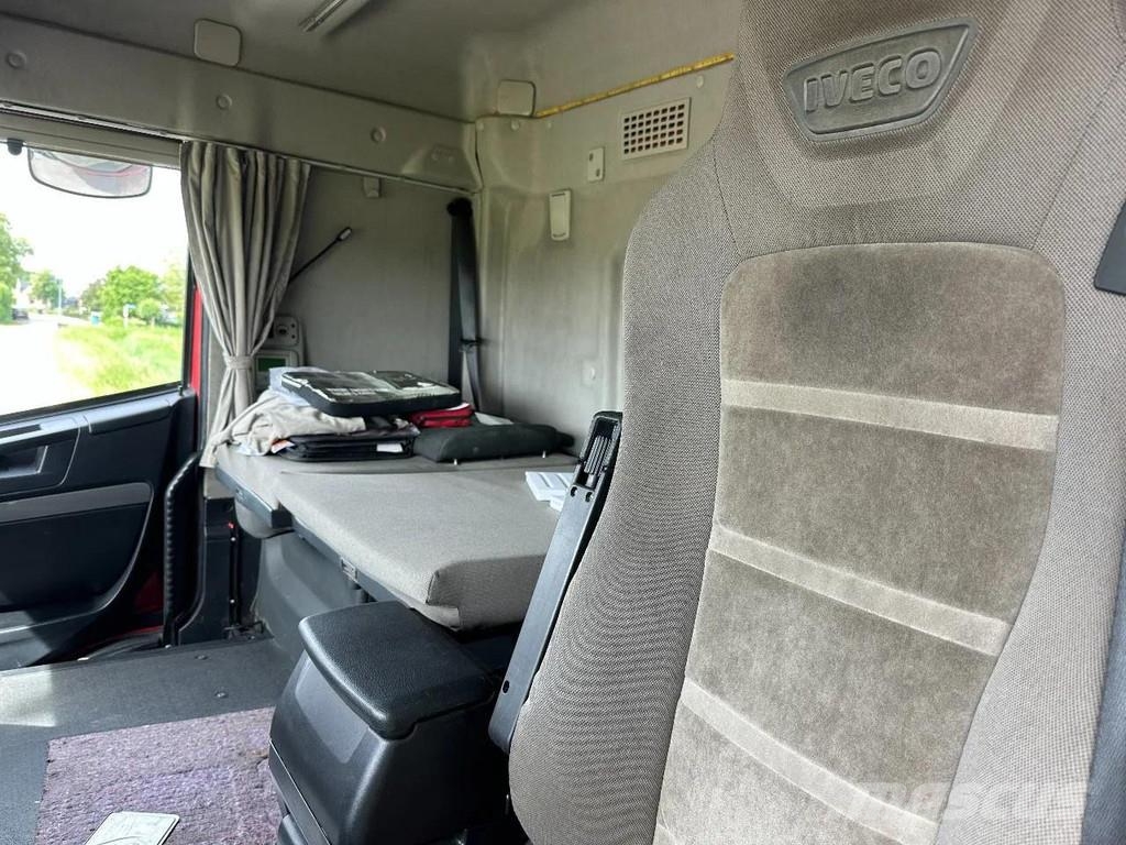 Iveco Stralis 420 Kraner til alt terræn