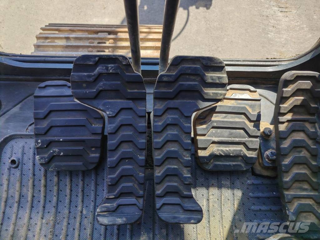 Hyundai HX 145 LCR Raupenbagger