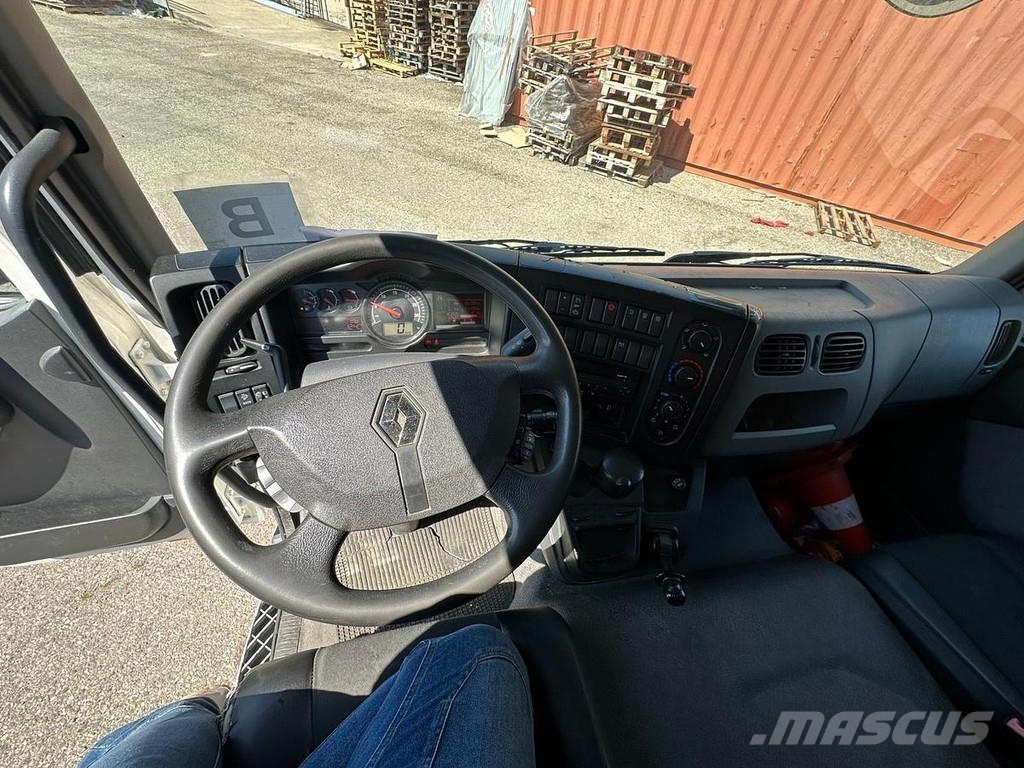 Renault D180.280 Camiones con caja de remolque