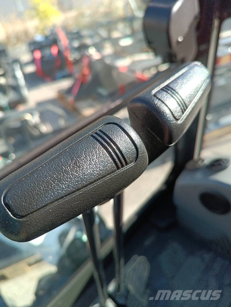 Bobcat E 19 小型挖掘机