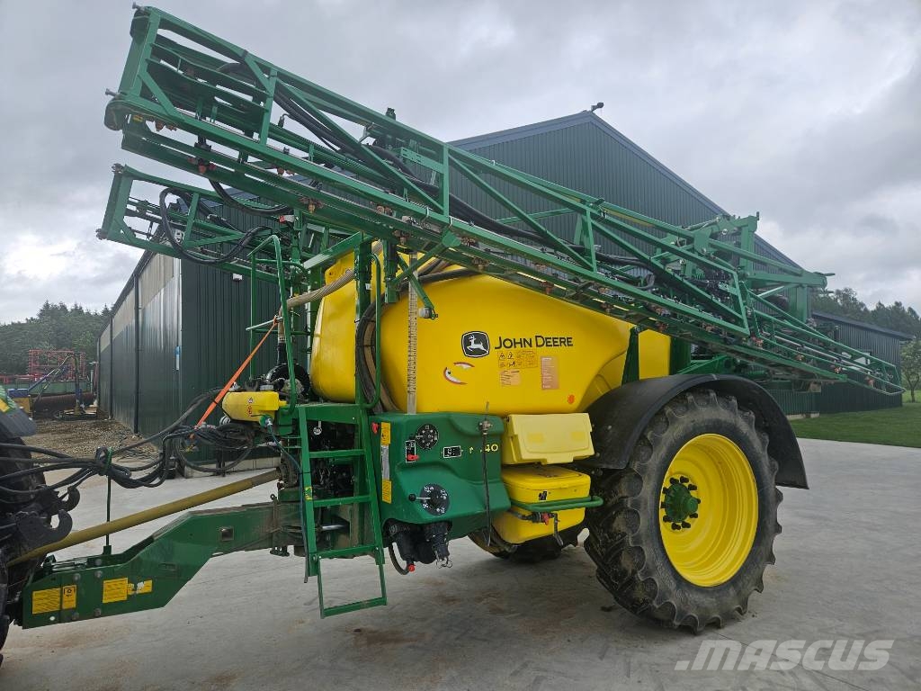 John Deere M 740 i Piekabināmie smidzinātāji(miglotāji)
