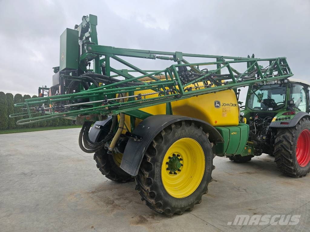 John Deere M 740 i Piekabināmie smidzinātāji(miglotāji)