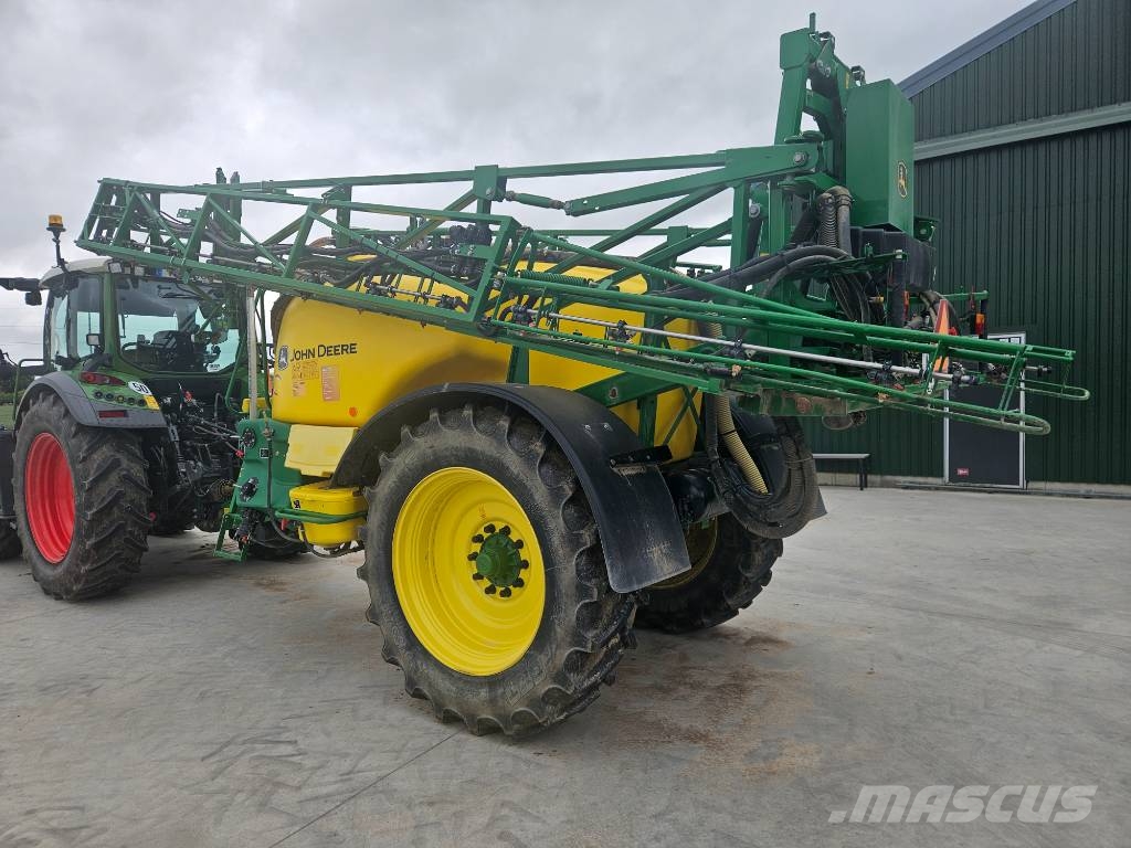 John Deere M 740 i Piekabināmie smidzinātāji(miglotāji)