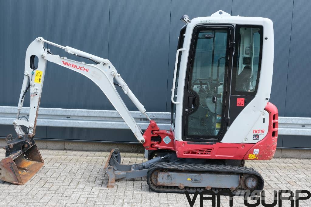 Takeuchi TB216 | 2018 Minigraafmachines < 7t