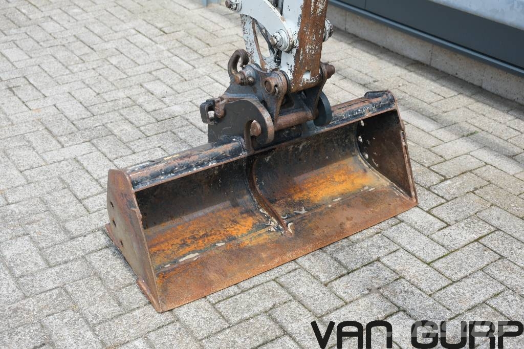 Takeuchi TB216 | 2018 Minigraafmachines < 7t