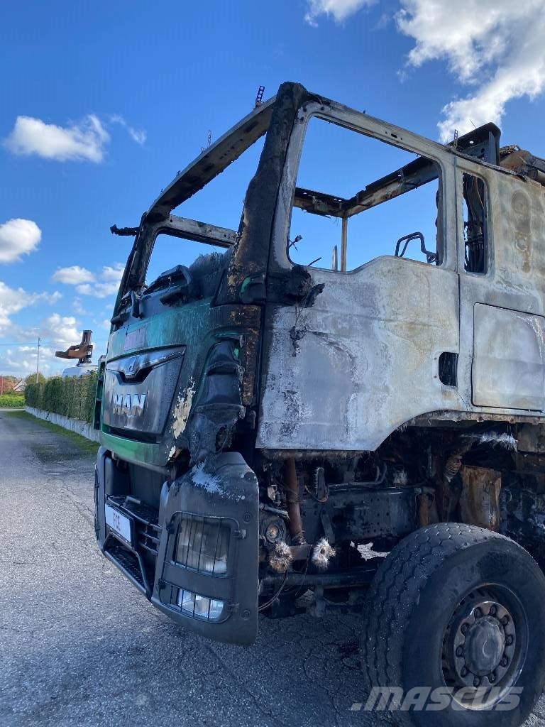 MAN TGS 26-500 6x6/JENZ HEM 583R endommagé Drobilice drva / čiperi
