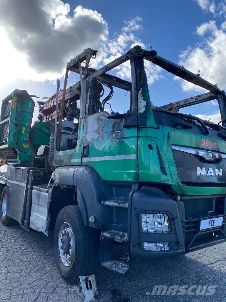 MAN TGS 26-500 6x6/JENZ HEM 583R endommagé Drobilice drva / čiperi
