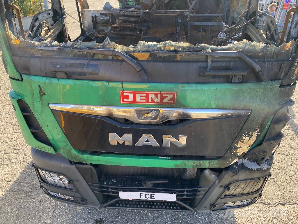 MAN TGS 26-500 6x6/JENZ HEM 583R endommagé Drobilice drva / čiperi