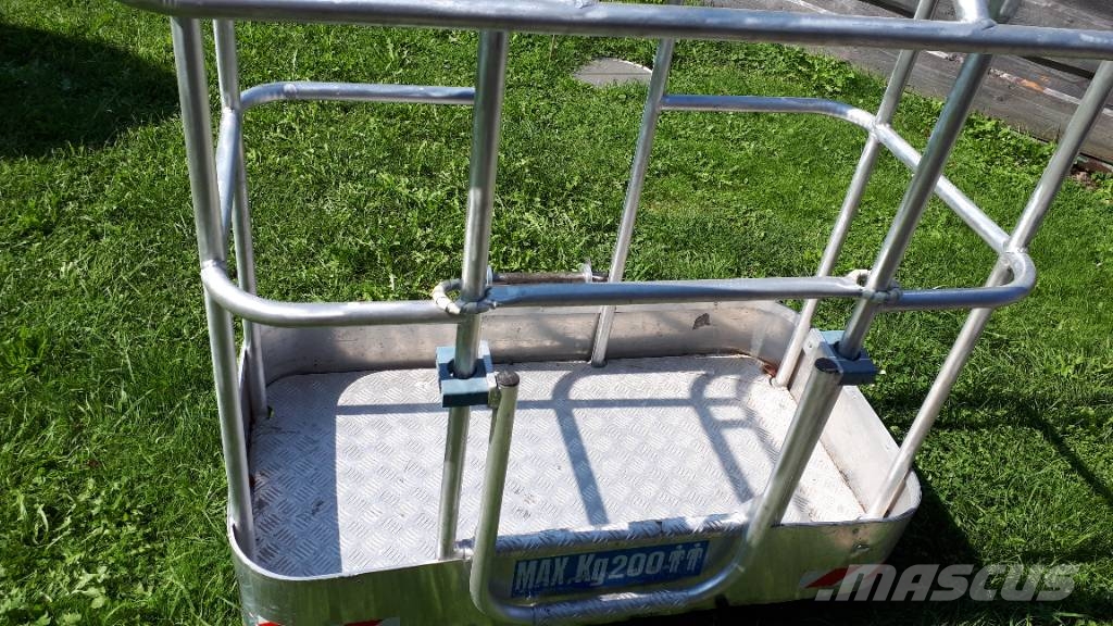 Platform Basket 1890 PRO Plataformas con brazo de elevación manual